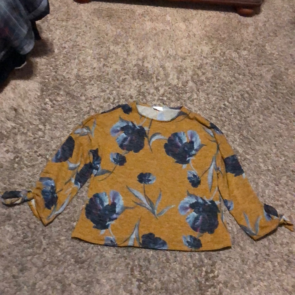 Mustard flower sweater